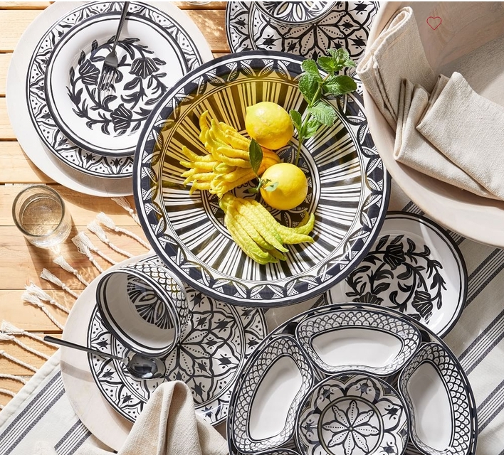 Bộ bát đĩa melamine với hoa văn kiểu Trung Đông sâu lắng và đẹp bí ẩn