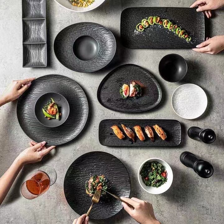 Bát đĩa melamine đen dạng vân giả đá rất tinh tế đành riêng cho những set ăn Nhật Hàn