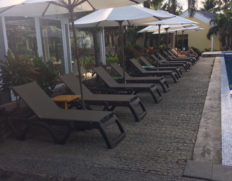 Ghế hồ bơi, ghế tắm nắng, ghế bãi biển Sunset nhựa chuyên dụng tại dự án Princess Sài Gòn