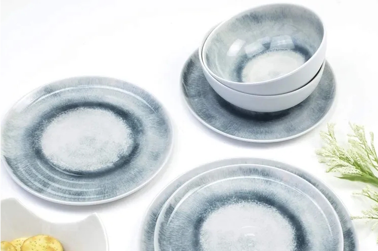 Bát đĩa melamine vân đá rất khó phân biệt đây là dạng hợp chất nhựa hay sứ phủ men